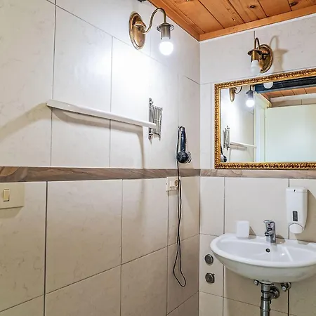 Roof By Interhome * אורטונה