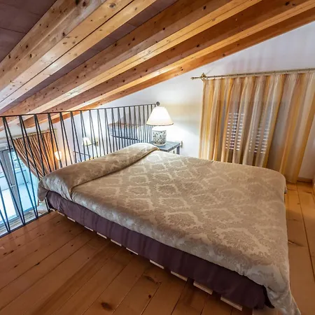 Roof By Interhome